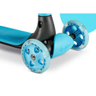 Yvolution - Yglider Kiwi Trottinette - Bleu-Le guidon est réglable sur trois positions, idéal pour accompagner les enfants de 3 à 8 ans ou jusqu'à 25 kg. D'une simple pression sur un bouton, il est également amovible pour faciliter le transport et le rangement.