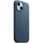 Apple - Étui FineWoven avec MagSafe pour iPhone 15 - Bleu pacifique-Non seulement il est élégant, mais il est également conçu pour protéger votre iPhone des rayures et des chutes