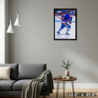 Mike Bossy New York Islanders Skating sur toile - Toile encadree - 22" x 31"-Prêt à accrocher - livré entièrement assemblé