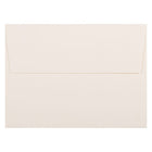 JAM Paper - Enveloppes d'invitation Strathmore A7 - 5,25 po x 7,25 po - Vélin blanc naturel - paquet de 50 (44507I)-Couleur : tissé blanc naturel.