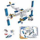 Contixo - Ensemble de blocs de construction de la station spatiale Aerospace Series - 573 pièces-Créativité sans fin : libérez votre constructeur intérieur avec 573 blocs durables et de haute qualité qui s'assemblent parfaitement. Créez une salle de contrôle avec une touche futuriste ou concevez des réseaux de satellites qui atteignent le cosmos - votre station spatiale, vos règles !
