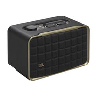 JBL - Authentics 200 - Enceinte Connectée au Design Rétro avec Wi-Fi, Bluetooth et Assistants Vocaux-Remplissez n’importe quelle pièce de votre maison avec un son stéréo. Ses deux haut-parleurs haute fréquence de 25 mm font ressortir les détails de votre musique, tandis que le haut-parleur de graves complet de 12,7 cm et le radiateur passif orienté vers le bas de 15,2 cm délivrent des basses profondes. Ces composants haut de gamme vous garantissent un équilibre audio parfait, quel que soit le type de musiqu