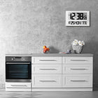 Marathon - Horloge atomique numérique murale, gros écran, qualité commerciale, blanche (CL030025WH)-Six fuseaux horaires (AST, CST, EST, MST, NST, PST) avec heure d'été