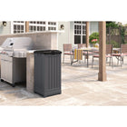Suncast - Cache-poubelle - Peppercorn-Couvercle fonctionnel à loquet pour dissimuler les déchets ou les articles recyclés.