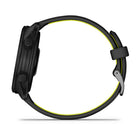Garmin - Forerunner 170 - Noir avec bracelet noir/jaune Amp-Garmin Pay vous permet d'effectuer des paiements sans contact rapides directement depuis votre poignet avec Garmin Pay