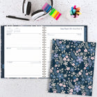 Mead - Agenda hebdomadaire/mensuel Caprice floral 2026 - 11 po H x 8 1/2 po l - bleu - bilingue-15 pages mensuelles à onglets pour passer rapidement à n'importe quelle date