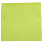 JAM Paper - Enveloppes d'invitation colorées A10 - 6 x 9,5 - vert lime ultra - Paquet de 50-Ces enveloppes sont idéales pour envoyer des invitations, des cartes de voeux, des RSVP, des cartes de remerciement, des cadeaux d'anniversaire, des remises de diplômes, des vacances et plus encore