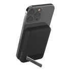 Belkin - Batterie externe magnétique 5K sans fil + support, noire-Fourni avec un support métallique pliable pour une utilisation pratique et mains libres pendant la charge