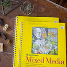 Blocs pour supports mixtes Strathmore, série 300, 9 po x 12 po, 40 feuilles-Les feuilles sont microperforées et sont de taille réelle lorsqu’elles sont détachées du bloc