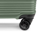 Swiss Mobility - Valsie d'enregistrement rigide 25.5po de la collection YVR - Vert Chasseur-Dimensions de la pièce 1 avec les roues: 26 po H x 17,75 po L x 10,50 po D 