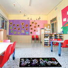 Ashley Productions - The Original Fun Mat - Mat Runner - 15 -5" x 47" - Laissez tomber la neige-Facile à nettoyer : La surface absorbante et douce permet de nettoyer rapidement les déversements et les désordres.