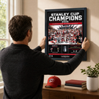 Frameworth - Cadre photoglass des Carolina Hurricanes 16x20 champions Coupe Stanley 2026 - 18 po l x 22 po H-Dimensions finales de 18 po x 22 po : présentoir encadré vertical idéal pour le salon, le bureau, la salle des partisans et la salle de sport