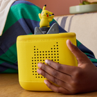 tonies -  Mon premier coffret Toniebox 2 Pikachu - jaune éclair-Deux façons de jouer : les enfants peuvent plonger dans leurs histoires et chansons préférées avec une collection toujours grandissante de personnages Tonie, ou ajouter Tonieplay pour découvrir des jeux sans écran et plus encore