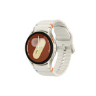 Samsung - Montre intelligente Bluetooth Galaxy Watch7 - 40 mm - Crème-Équipée de notre processeur de montre intelligente le plus puissant à ce jour. Le nouveau processeur de 3 nm énergise votre routine quotidienne. Passez rapidement de la vérification de la météo au suivi de vos entraînements en un rien de temps. De plus, il optimise l’autonomie de la batterie pour une puissance durable, assurant que la montre Galaxy Watch7 suit votre rythme.