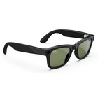 Ray-Ban Meta - Wayfarer (2e génération) lunettes - Noir brillant, verres verts-Dites « Hey Meta » pour activer l'assistant vocal Meta AI. Vous pouvez l'utiliser pour commander en mains libres les fonctions de l'appareil photo, les appels et la lecture de contenus multimédias. Mais il offre également l'avantage d'utiliser l'intelligence artificielle pour effectuer des tâches telles que la traduction de panneaux, l'identification des objets que vous regardez, la suggestion d'idées créatives ou, tout simplemen