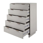 Manhattan Comfort - Granville commode haute moderne 37,8" - gris clair-Doté d'une épaisseur de panneau de 25 mm, fabriqué en bois massif de haute qualité et d'une façade de tiroir nervurée en bois massif