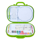 Crayola - Station de sculpture sur argile-RANGEMENT INCLUS : gardez vos nouvelles fournitures de poterie organisées et protégées avec l'étui réutilisable inclus.