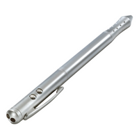 Quartet - Pointeur laser exécutif à 4 fonctions, argent-La conception multifonctionnelle comprend un pointeur laser de classe 2, un stylet PDA, un stylo à bille et une lumière DEL