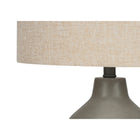 Monarch Specialties - Luminaire - 24 po H Lampe De Table - Béton Gris - Abat-Jour Beige - Contemporain-Dimensions assemblées : 14 po L x 14 po P x 24 po H. base : 7,5 po L x 7,5 po P x 12,75 po H. abat-jour : 14 po L x 14 po P x 10 po H