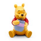 tonies - Figurine Disney Winnie L’Ourson Tonie (Anglais)-C’est simple : choisir un Tonie, le déposer sur la Toniebox et pincer une oreille pour écouter des histoires, des chansons et plus encore!