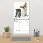 DateWorks - 2026 Calendrier Mural 16 Mois - 12 po x 12 po - Amis - Anglais -Comprend des pages mensuelles de janvier à décembre 2026, ainsi que les 4 derniers mois de 2025