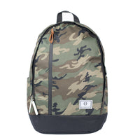 Habitu Sac à dos pour ordinateur portable de voyage zip - Camouflage Vert-Intérieur Spacieux: plusieurs compartiments garantissent un sac à dos agile mais spacieux. Espace spécialement conçu pour transporter des appareils électroniques ainsi que beaucoup d'espace pour stocker des fournitures de bureau, des cahiers et des objets personnels