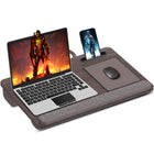 ShoppingAll - Bureau Portatif Avec Coussin – Convient Aux Ordinateurs Portables Jusqu’à 17 Pouces – Gris-Confortable Et Sécuritaire – Le repose-poignet intégré empêche votre portable de glisser, tandis que les doubles coussins sous le support offrent un excellent confort et un bon soutien sur vos jambes pendant de longues heures de travail.