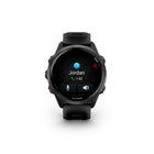 Garmin - Forerunner 570 - 42 mm, aluminium gris ardoise avec bracelet noir translucide/noir-PROGRAMMES D'ENTRAÎNEMENT QUOTIDIENS - Obtenez des entraînements personnalisés, basés sur vos données. Ces recommandations varient en intensité et s'adaptent après chaque course pour prendre en compte vos performances et votre récupération.