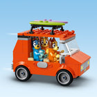 LEGO - Bluey : L’Escapade à la Plage de la Famille de Bluey, Ensemble de Construction pour Enfants d’Âge Préscolaire -Cadeau pour les amateurs de Bluey - Ce jeu de bord de mer a des océans de valeur ludique pour les enfants de 4 ans et plus qui aiment les véhicules et regarder l’émission télévisée Bluey