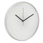 Horloge murale Gry Mattr, blanche-Boîtier d’horloge métallique doté d’un fini lisse thermolaqué