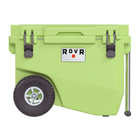 RovR - RollR 60 Glacière rigide à roulettes pintes avec poignée de remorquage - Matcha-Les pneus gonflables tout-terrain RollR 9'' glissent sans effort sur le sable, la terre et l’herbe durs