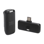 JBL - USB-C sans fil Quantum Stream-Rechargez pendant la diffusion de contenu - Vous pouvez facilement recharger votre appareil tout en diffusant du contenu via un connecteur USB-C supplémentaire sur le dongle