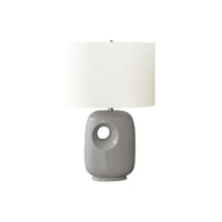 Monarch Specialties - Luminaire - 26 po H Lampe De Table - Céramique Gris - Abat-Jour Ivoire / Crème - Contemporain - Moderne-Lampe de table contemporaine de 26 pouces de haut, dotée d'une élégante base en céramique gris clair et d'un design découpé, alliant parfaitement l'esthétique moderne à la fonctionnalité pour illuminer tout salon, bureau ou chambre à coucher