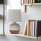 Simple Designs - Petite lampe de table du milieu du siècle - bois foncé et gris clair-Abat-jour en tissu gris