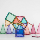Connetix - Pastel Mini Pack, Contenant 32 Pièces-Toutes les tuiles présentent le design biseauté unique de Connetix, ce qui leur permet d'être solides tout en offrant des réfractions claires