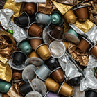 TerraCycle - Boîte Zéro Déchet pour capsules de café, grande-Inclus : boîte de collecte durable imprimée en couleur avec doublure interne, étiquette d’expédition UPS prépayée pour le retour, et recyclage des déchets collectés.