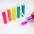 Horizon - Tubes de paillettes fluo, lot de 6-Il te suffit de secouer ou de verser les paillettes sur de la peinture ou de la colle humide et de laisser sécher.
