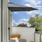 Outsunny - Parasol demi-rond pour patio avec manivelle et aération - 9,8 pi - gris-Installation et démontage pratiques grâce à la manivelle