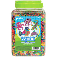 Perler - Pot de perles à fusibles multi-mélanges - paquet de 22 000-Comprend 22 000 perles fusibles Perler assorties et du papier à repasser réutilisable dans 1 pot de rangement en plastique.