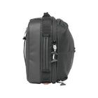 HyperX - Sac à dos pour ordinateur portable Knight - Noir-Conçu en partie en polyester 600D robuste et recyclé post-consommation, ce sac à dos est résistant aux déchirures et aux intempéries, offrant un rangement sûr et sec pour votre équipement