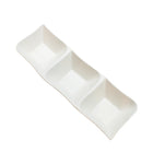 Bowring - Mckayla plat de service à 3 sections-Mettez en valeur les jolies couleur de vos collations et trempettes avec la simplicité du blanc