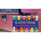 Ashley Productions - Smart Poly Tapis de souris pour ordinateur - 8" x 10" - Tout le monde est le bienvenu ici - Crayons - Paquet de 6-Utilisez en classe, à la maison ou au bureau.