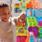 Magna-Tiles - Ensemble de construction magnétique Centre-ville 110 pièces-Plus à découvrir: Ajoutez des tuiles classiques MAGNA-TILES ou des microMAGS pour créer un monde de jeu significatif!