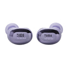 JBL - Live Buds 3 Écouteurs intra sans fil avec réduction de bruit - Mauve-Profitez de 10 heures d’autonomie et de 30 heures supplémentaires dans l’étui de recharge.* Vous avez besoin de recharger vos écouteurs encore plus rapidement ? Branchez-les 10 minutes avec un câble de charge USB-C pour obtenir quatre heures d’autonomie supplémentaires. Vous pouvez également les recharger sans fil. (*avec RBA désactivée)