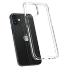 Étui Crystal Hybrid Spigen pour iPhone 12 - Transparente-Dos souple et transparent avec cadre rigide offrant une protection parfaite contre les chutes