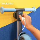 Yvolution - Yglider Nua Trottinette - Bleu-Le transport du Y Glider Nua est un jeu d'enfant grâce à son pliage facile : il suffit d'appuyer sur un bouton et de regarder le guidon s'incliner pour un transport compact. De plus, grâce à ses trois réglages, il est conçu pour accompagner la croissance de vos enfants de 3 à 10 ans ou jusqu'à 50 kg, pour des années de plaisir en trottinette.