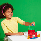 MAGNA-TILES - mircoMAGS Ensemble de construction magnétique de voyage de 26 pièces -Idéal Pour Les Cadeaux: Un cadeau idéal pour les enfants de plus de 3 ans qui veulent construire n'importe où et n'importe comment. 