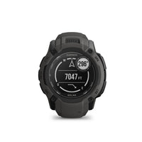 Garmin - Instinct 2X Solaire - Graphite-Cette montre ultrarésistante est dotée d'un écran chargé à l'énergie solaire et d'un boîtier en polymère robuste de 50 mm. Il est résistant à l'eau jusqu'à 100 mètres et testé selon les normes militaires américaines 810 en matière de résistance thermique, aux chocs et à l'eau