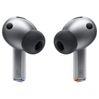 Samsung - Oreillettes Galaxy Buds3 Pro – Argent-Un contrôle parfait au bout des doigts. Laissez votre téléphone dans votre poche et contrôlez facilement vos écouteurs avec des gestes simples. Même avec un geste rapide, soyez assuré que vos Galaxy Buds3 Pro restent bien en place. 