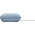 Google - Nest Mini 2e génération, bleu ciel-Dites simplement à votre Assistant Google de tamiser l'éclairage, d'activer le chauffage ou de mettre la télé en pause (Des appareils intelligents compatibles sont requis). Le Nest Mini est compatible avec des milliers d'appareils intelligents de vos marques préférées comme des ampoules, des thermostats et des serrures.